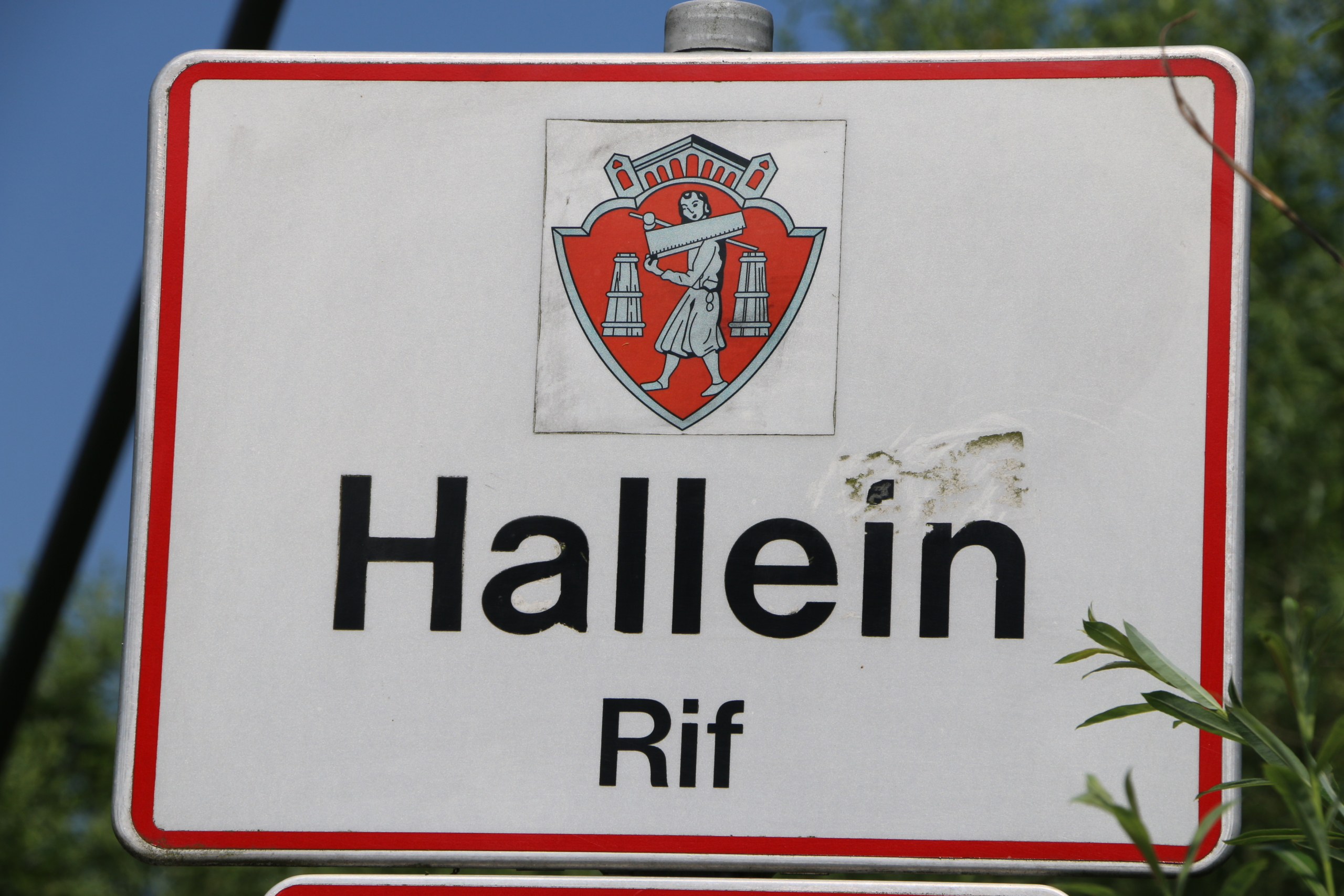 Ortsschild Hallein Rif