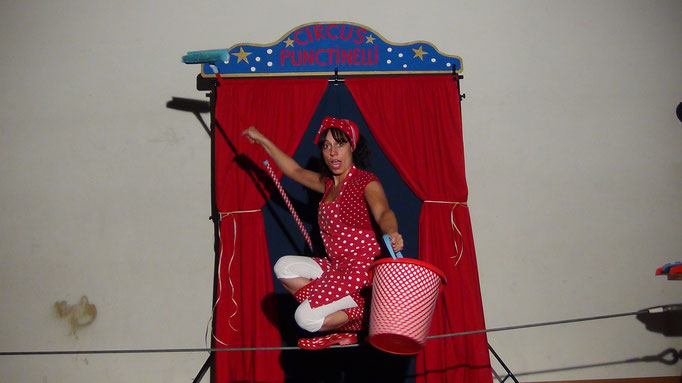 Fräulein-Pünktchen-Circus-1